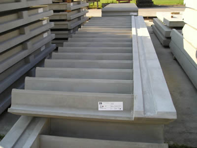 Hellingbaantrap zonder bomen