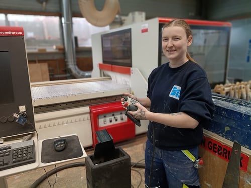 Rachel freest, plakt, schildert, is bhv’er en lid van de centrale ondernemingsraad